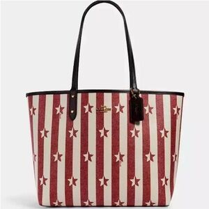 NWT Coach Reversible City Tote With Stripe Star Print